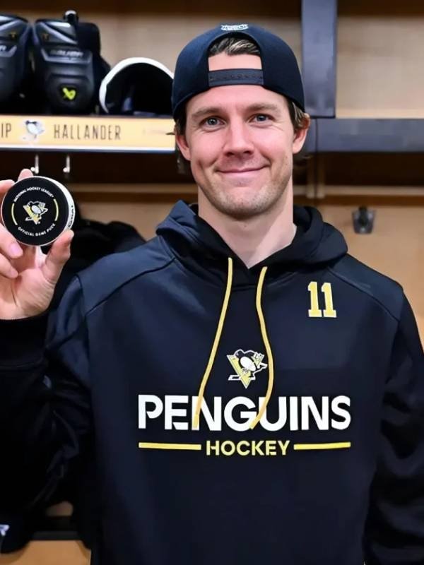 Filip Hallander PENGUINS HOCKEY Blue Hoodie Filip Hallander PENGUINS HOCKEY Blue Hoodie
