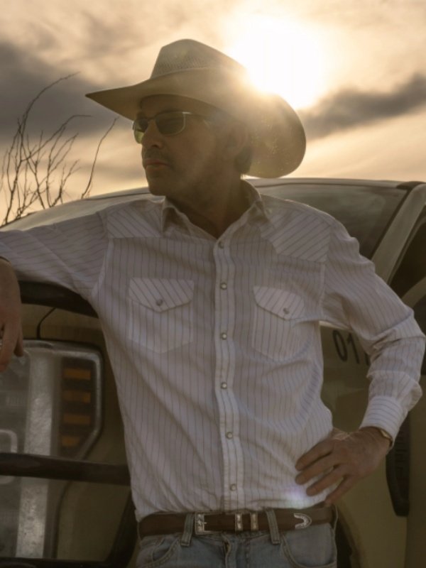 Landman Billy Bob Thornton White Shirt