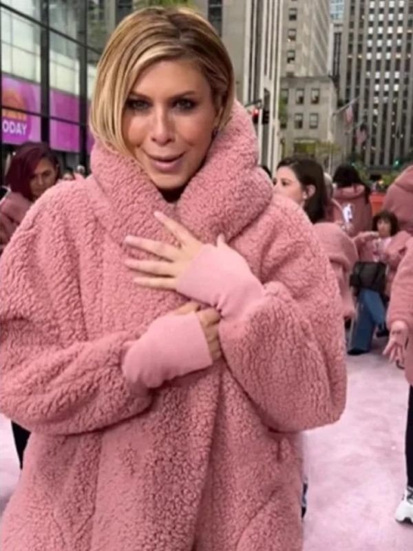 Jill Martin NBA Rose Breast Cancer Awareness Lounger