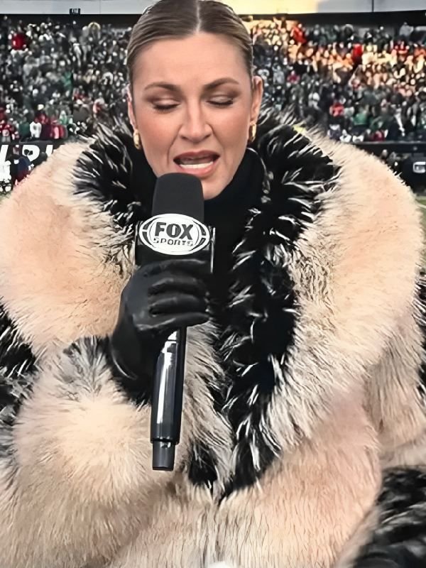 Erin Andrews 49ers vs Eagles Game Coat in Fur