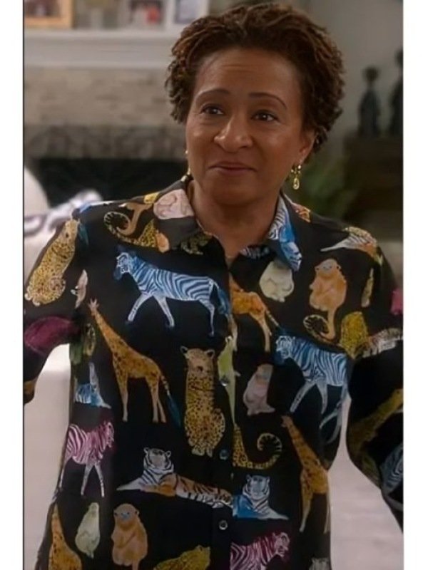 S07 The Upshaws Lucretia Turner Animal Print Blouse
