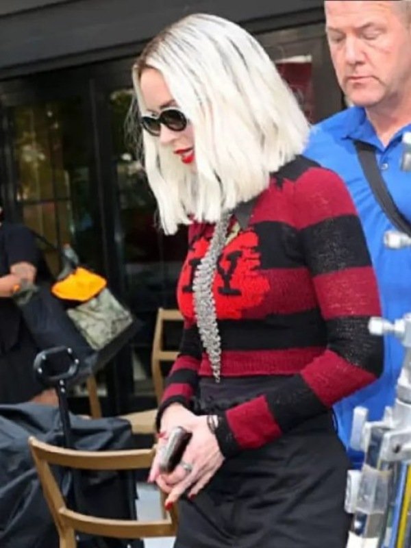 Prada 2 The Devil Wears Emily Blunt Top