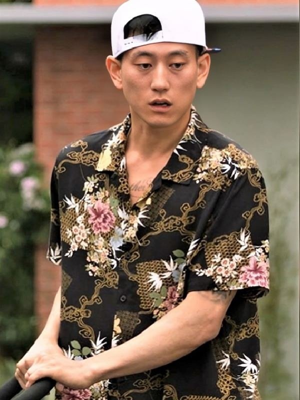Season01 Single Parents Jake Choi Black Shirt
